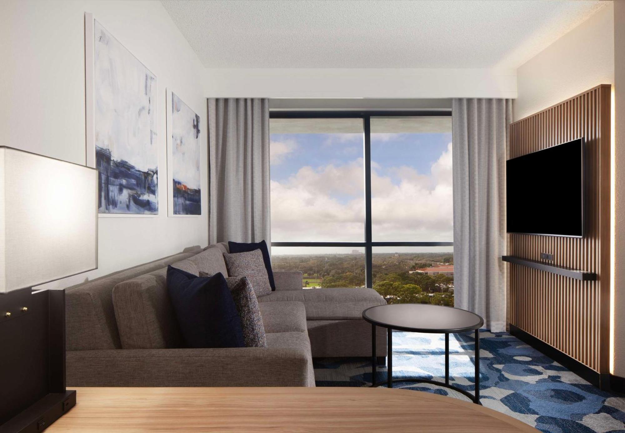 Embassy Suites By Hilton Palm Beach Gardens Pga Boulevard Exterior photo