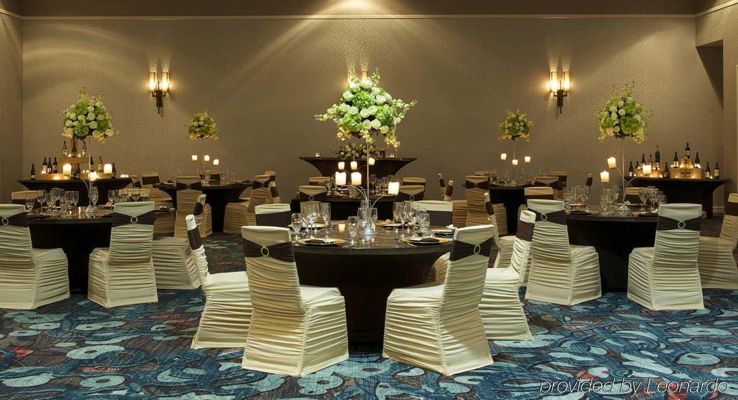 Embassy Suites By Hilton Palm Beach Gardens Pga Boulevard Exterior photo
