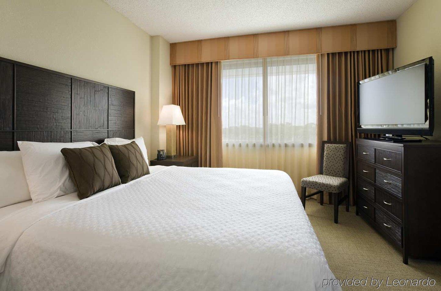 Embassy Suites By Hilton Palm Beach Gardens Pga Boulevard Room photo